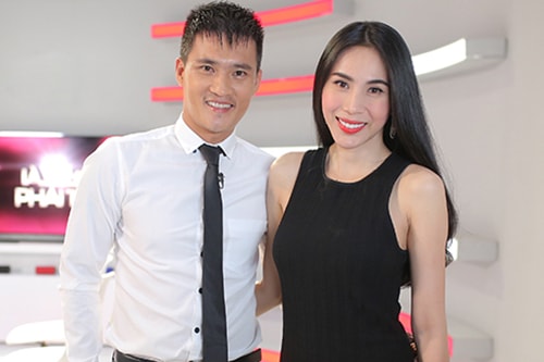 Những năm gần đây cô cùng chồng hoạt động từ thiện và làm công tác cứu trợ nhiều hơn.
