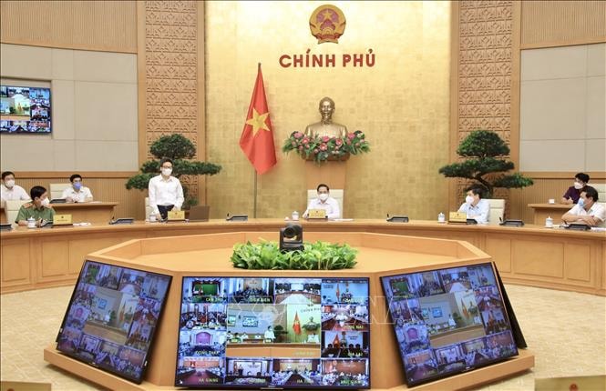 Phó Thủ tướng Vũ Đức Đam phát biểu tại cuộc họp. Ảnh: TTXVN