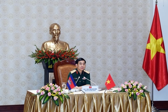 Thượng tướng Phan Văn Giang, Ủy viên Bộ Chính trị, Phó Bí thư Quân ủy Trung ương, Bộ trưởng Bộ Quốc phòng tại hội đàm. Ảnh: Trọng Hải