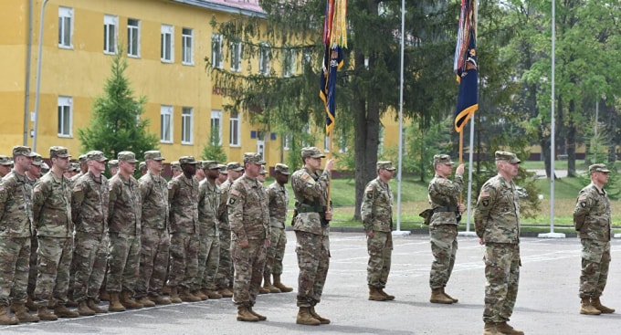 Ukraine vẫn chưa đủ điều kiện để gia nhập NATO - Ảnh: Reuters