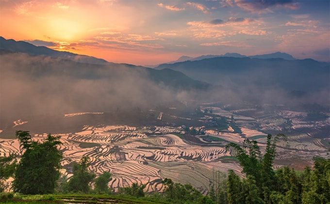 Ruộng bậc thang Y Tý (Lào Cai) được công nhận Di sản văn hóa quốc gia có vẻ đẹp như tranh sơn dầu.