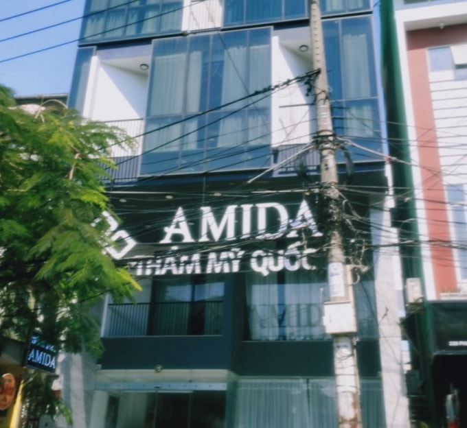 Thẩm mỹ viện AMIDA, nơi có ít nhất 20 người dương tính với Covid-19.