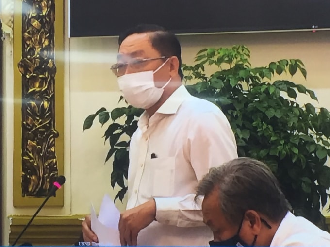 Giám đốc Sở Y tế TP. HCM Nguyễn Tấn Bỉnh thông tin đang lên phương án cho việc điều trị cho hơn 5.000 người.