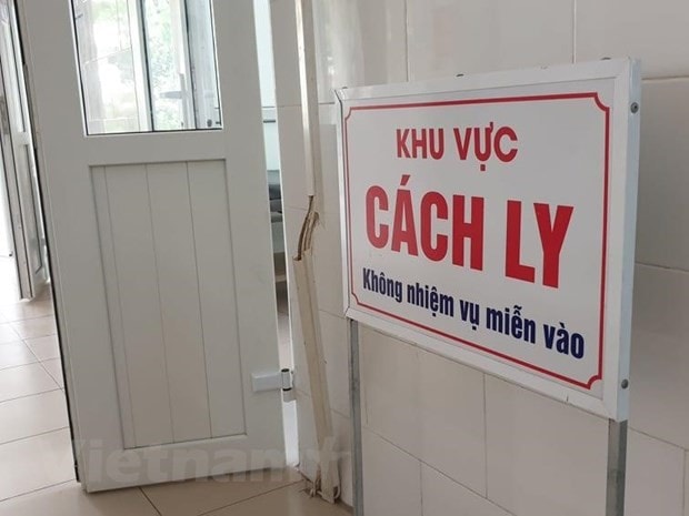 Nhân viên vệ sinh Bệnh viện Thanh Nhàn, Hà Nội dương tính với Covid-19. Ảnh: TL
