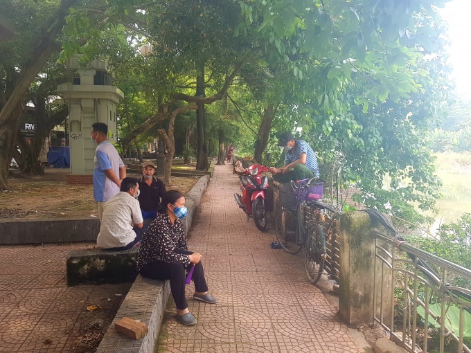 Đa phần những lao động này đều là người lớn tuổi từ các tỉnh lân cận