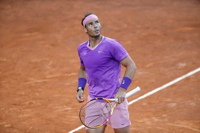 Tay vợt Rafael Nadal nhọc nhằn lọt vào vòng 3 Rome Masters. Ảnh: internet