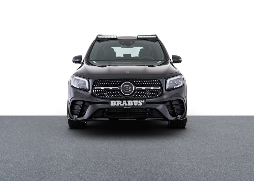 Mercedes-Benz GLB sở hữu gói độ Brabus. Ảnh: Carscoops