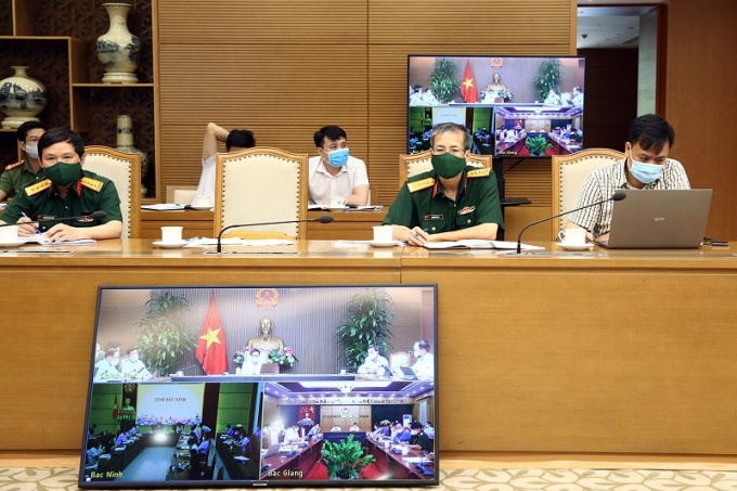 Thường trực Ban Chỉ đạo quốc gia phòng chống dịch COVID-19 họp trực tuyến với hai tỉnh Bắc Ninh, Bắc Giang.
