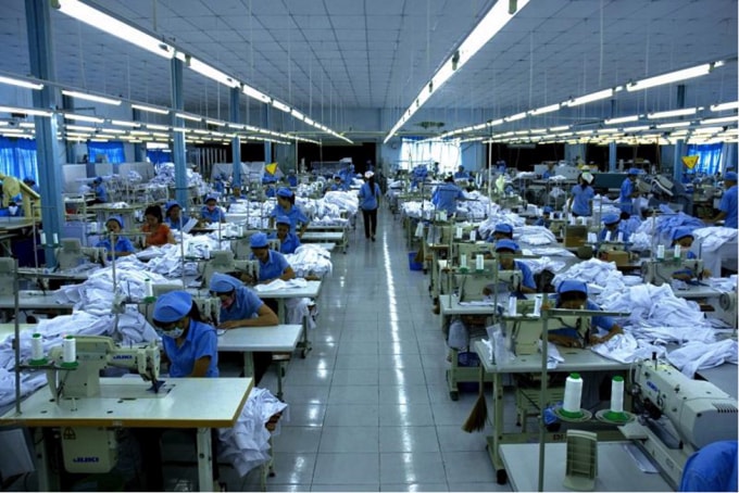 Doanh số nhiều doanh nghiệp dêt may giảm mạnh.