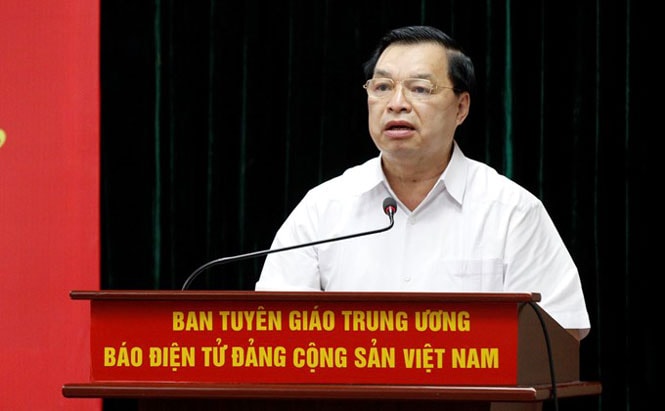 Phó Trưởng Ban Tuyên giáo Trung ương Lê Mạnh Hùng phát biểu khai mạc buổi giao lưu. Ảnh: Đình Hiệp