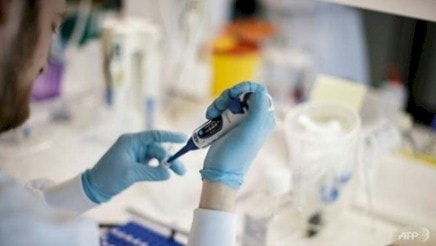 Lần đầu tiên Mỹ chia sẻ 80 triệu liều vaccine tiêu thụ nội địa cho các nước khác. Ảnh minh họa