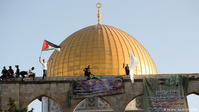 Tòa tháp trên Núi Đền ở Jerusalem, là một trong nhiều khu vực tranh chấp ở Jerusalem - Ảnh: Reuters