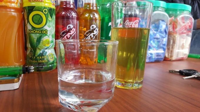 Kinh doanh vỉa hè thiệt hại nặng do ảnh hưởng từ đại dịch COVID-19. (Ảnh: Việt Vũ)