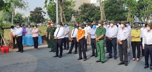 Lễ phát động tết trồng cây đời đời nhớ ơn Bác Hồ nhân kỷ niệm 131 năm ngày sinh Chủ tịch Hồ Chí Minh do Quận ủy, HĐND, UBND, UBMTTQ VN quận 7 tổ chức.