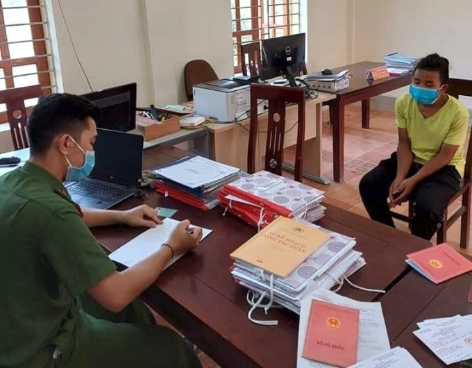 Cụt Văn Mùi làm việc với cơ quan chức năng