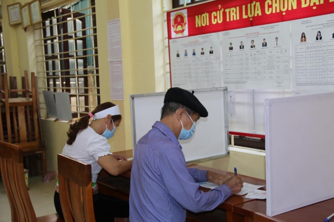 Được biết, Đông Xuân là xã miền núi của huyện Quốc Oai có diện tích tự nhiên hơn 1.720ha dân số hơn 5000 người, trong đó đồng bào dân tộc Mường chiếm khoảng 80% dân số, còn lại là dân tộc Kinh, Dao, Thái, Nùng.