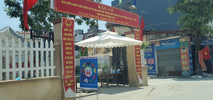 Các điểm bầu cử ở Thiệu Hóa được chuẩn bị chu đáo, đặc biệt là phương án phòng chống dịch. Ảnh: TĐ