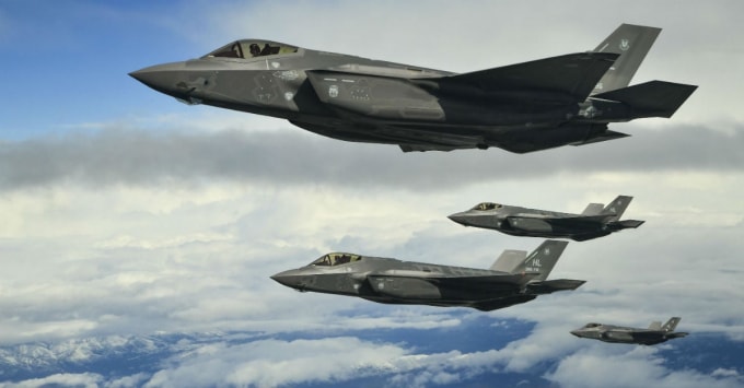 Phi đội máy bay tiêm kích tàng hình F-35 của Mỹ - Ảnh: Quân đội Mỹ
