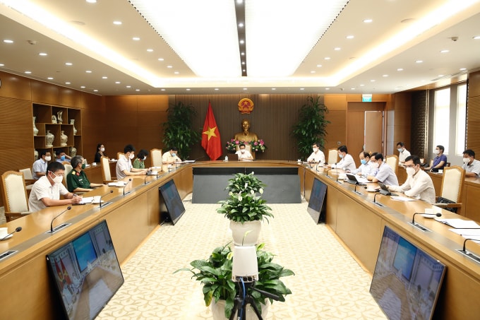 Quang cảnh cuộc họp trực tuyến.