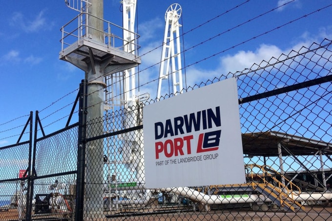 Cảng Darwin, nơi xử lý đạn dược, thiết bị và nhiên liệu được sử dụng bởi Thủy quân lục chiến Hoa Kỳ và quân đội Úc tham gia huấn luyện với họ. Ảnh: Reuters