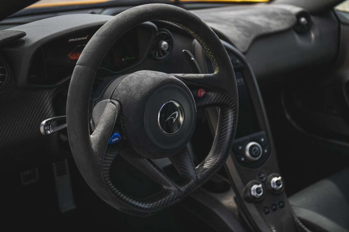 Siêu xe McLaren P1. Ảnh: Silverstone Auctions