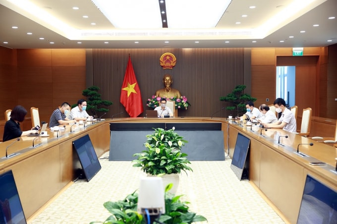 Quang cảnh cuộc họp.