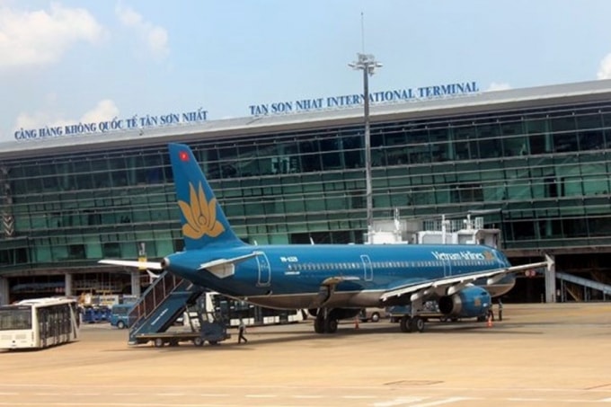 Giảm tần suất các chuyến bay đi/đến Cảng hàng không quốc tế Tân Sơn Nhất do diễn biến phức tạp của dịch bệnh COVID-19. Ảnh minh họa