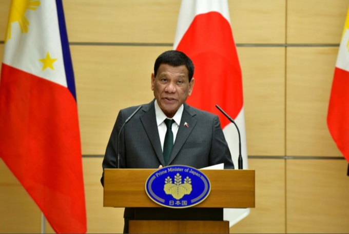 Tổng thống Philippines Rodrigo Duterte quyết định áp đặt thêm hạn chế tại thủ đô Manila - Ảnh: Reuters