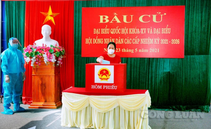 Tỷ lệ cử tri tỉnh Ninh Bình đi bầu đạt 99,57%, cao nhất từ trước đến nay.
