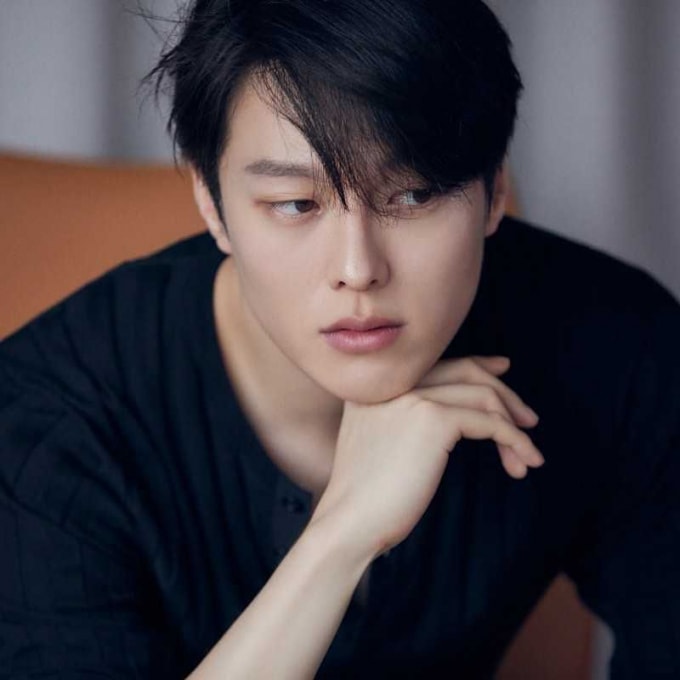 Jang Ki Yong sinh năm 1992 là mỹ nam của nhà YG.