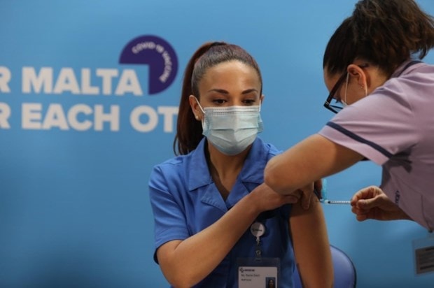 Malta là quốc gia đầu tiên trong Liên minh châu Âu (EU) tuyên bố đạt miễn dịch cộng đồng.