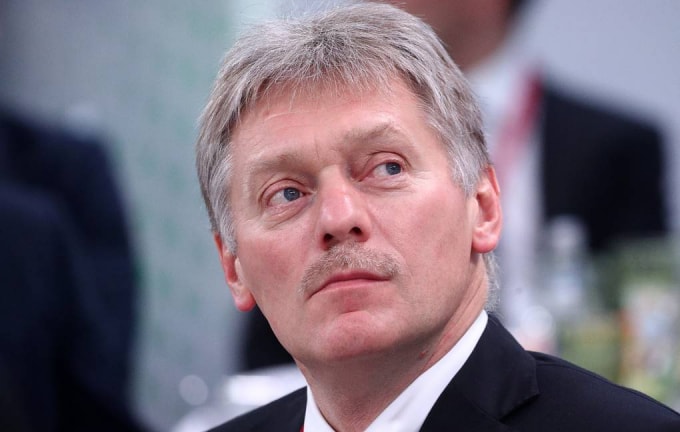 Người phát ngôn Tổng thống Nga Dimitry Peskov trả lời báo chí về luật đại diện nước ngoài sau khi nhà chức trách đóng trang thông tin điện tử VTimes - Ảnh: Tass