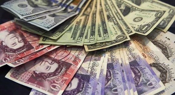 Fed đang giữ lãi suất vay ngắn hạn chuẩn được neo gần bằng 0%