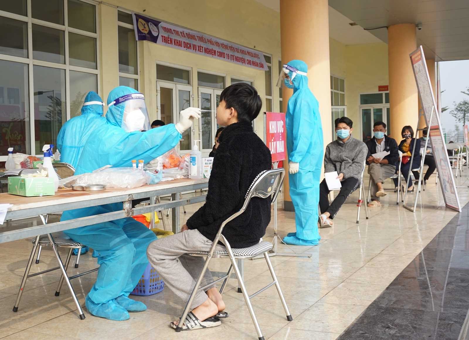 Chiều 8/6, thông tin từ Trung tâm Kiểm soát bệnh tật TP.Hà Nội cho biết vừa ghi nhận thêm 1 ca dương tính Covid-19. Ảnh: minh họa