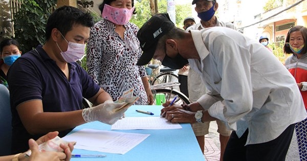 Chính phủ sẽ có chính sách hỗ trợ người lao động, người sử dụng lao động gặp khó khăn do COVID-19. Ảnh minh họa