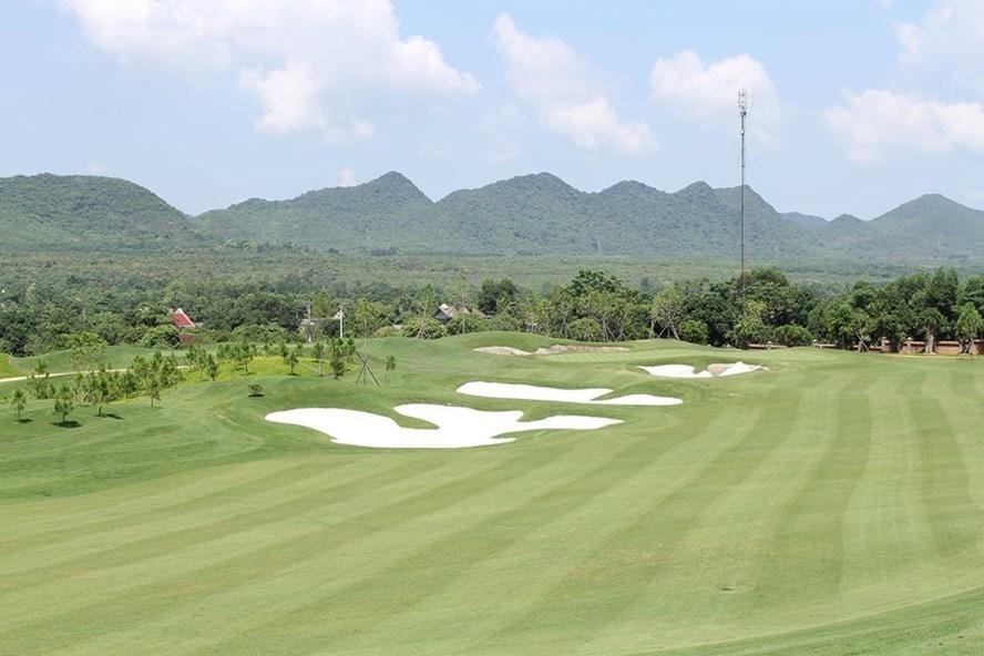 Các sân golf trên địa bàn tỉnh Ninh Bình được mở cửa hoạt động trở lại kể từ 0h00 ngày 12/6. Ảnh: TL