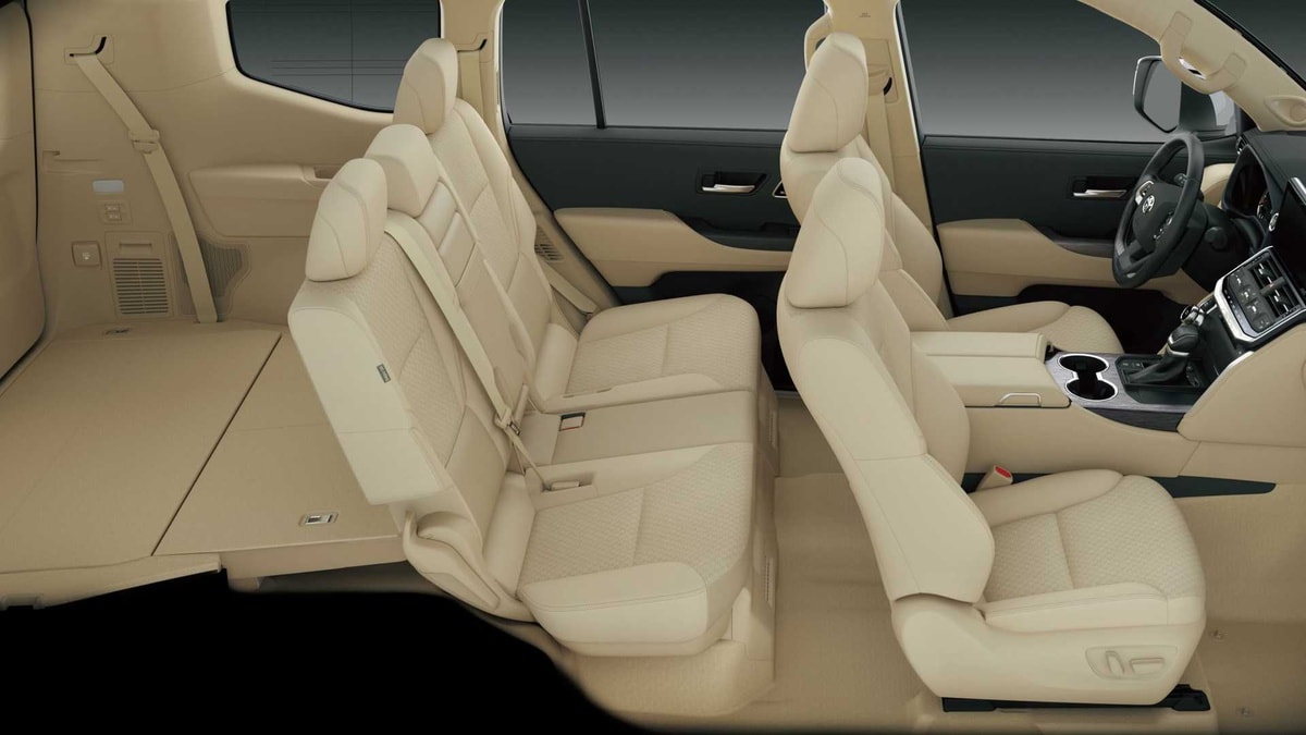 Toyota Land Cruiser 300. Ảnh: Motor1