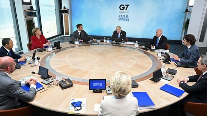 Các nhà lãnh đạo nhóm G7 tại cuộc họp thượng đỉnh diễn ra tại Anh - Ảnh: Reuters