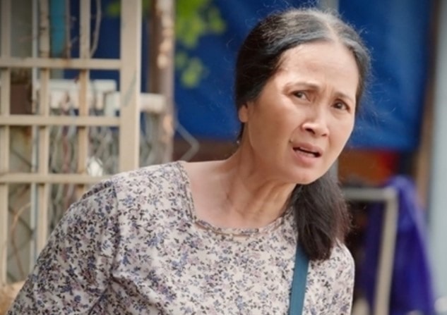 Vai bà Bông trong “Cây táo nở hoa” của chị khiến nhiều khán giả liên tưởng đến những bà hàng xóm trong dân gian.
