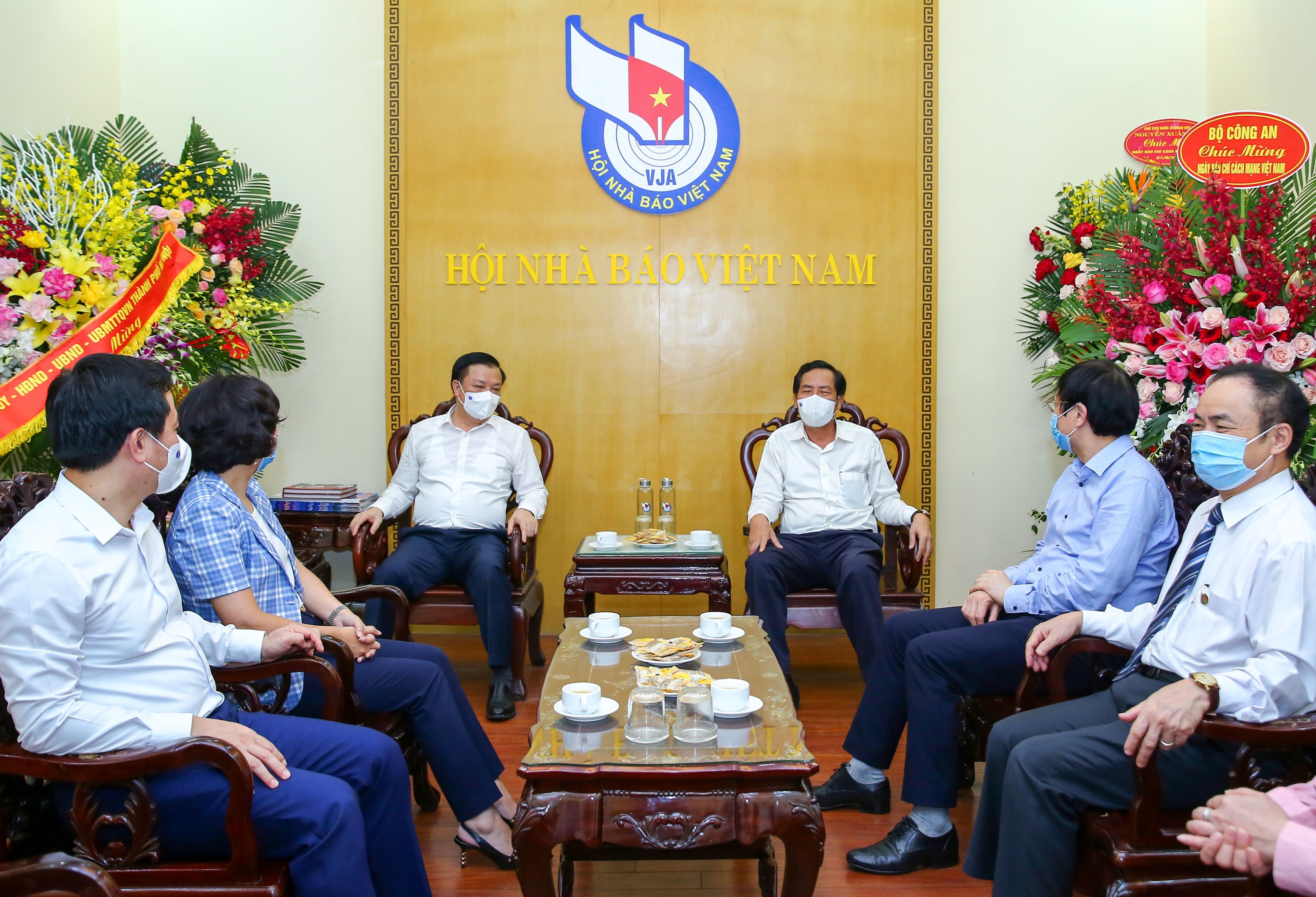 Toàn cảnh buổi đón tiếp. Ảnh: Sơn Hải
