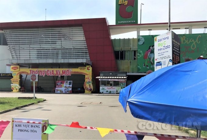 Big C ngã 3 Vũng Tàu bị phong tỏa nghiêm ngặt để thực hiện phòng, chống dịch theo quy định.