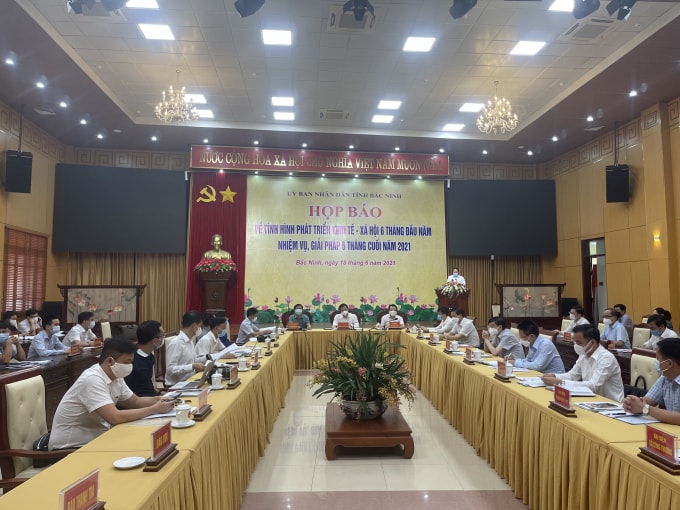 Toàn cảnh buổi họp báo. Ảnh: Hoàng Dương