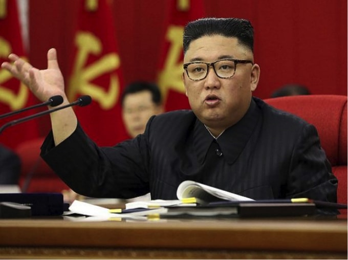 Nhà lãnh đạo Triều Tiên Kim Jong Un phát biểu trong cuộc họp của Đảng Công nhân ở Bình Nhưỡng, Triều Tiên.