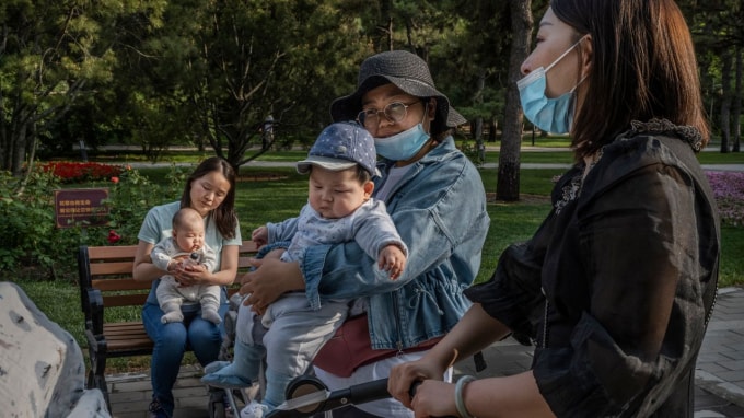 Trung Quốc có thể gỡ bỏ mọi hạn chế sinh con vào năm 2025 - Ảnh: Getty
