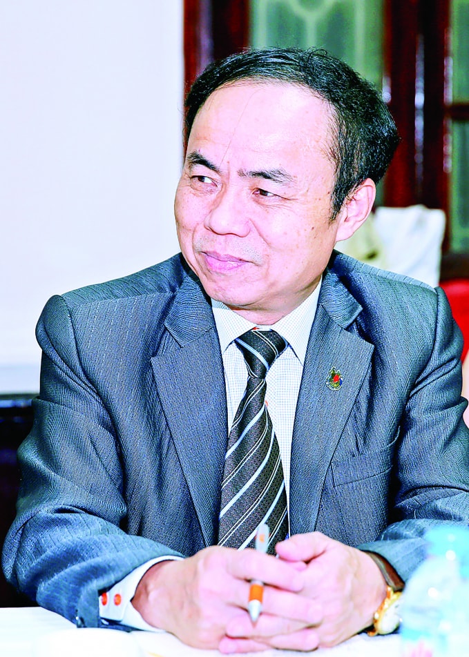 TS. Nhà báo Trần Bá Dung - Ủy viên Ban Thường vụ, Trưởng Ban Nghiệp vụ HNBVN, Trưởng Ban Thư ký Tổng hợp Giải.