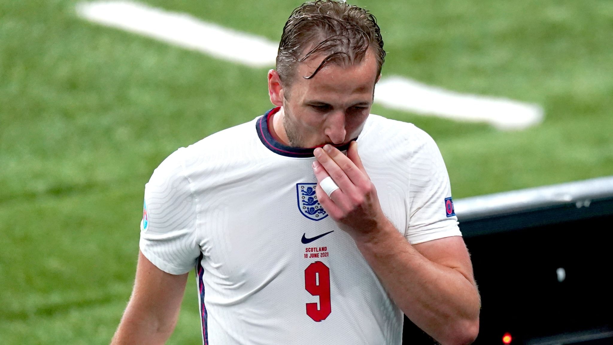 Harry Kane chưa để lại dấu ấn dù được đặt kỳ vọng cao tại Euro 2020. Ảnh: Reuters