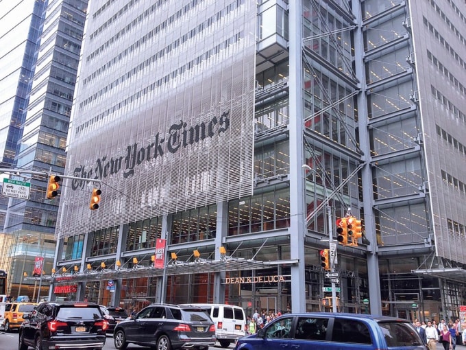 Trụ sở tòa soạn New York Times ở Manhattan, Mỹ - Ảnh: Magnolia