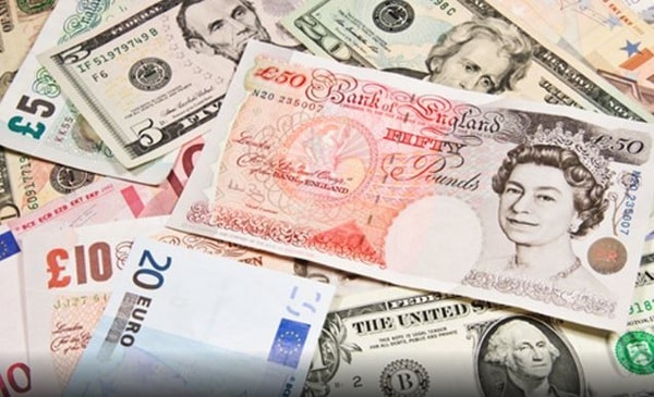 Giá USD tăng mạnh và đứng ở mức cao sau cuộc họp của Fed