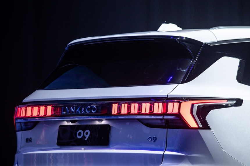 Lynk & Co 09. Ảnh: Lynk & Co