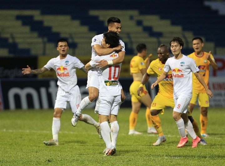 V.League sẽ trở lại vào cuối tháng 7. Ảnh: internet